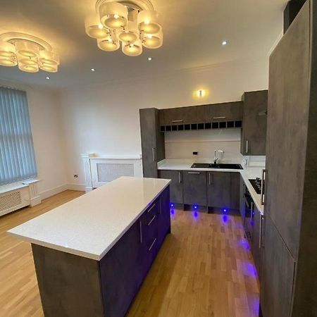 Luxury Apartment Apt5 Вулвергемптон Екстериор снимка