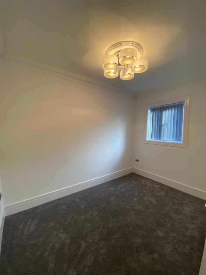 Luxury Apartment Apt5 Вулвергемптон Екстериор снимка